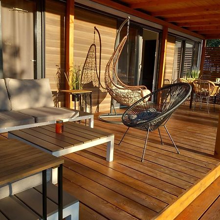 Mobile Home Anamari Биоград-на-Мору Экстерьер фото