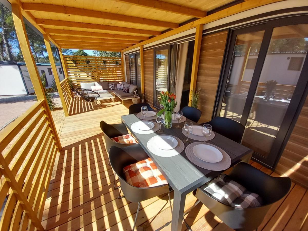 Mobile Home Anamari Биоград-на-Мору Экстерьер фото