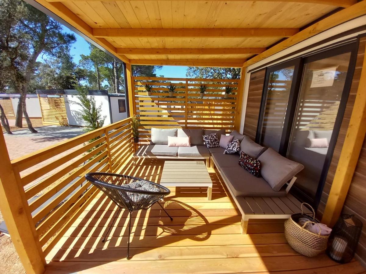 Mobile Home Anamari Биоград-на-Мору Экстерьер фото