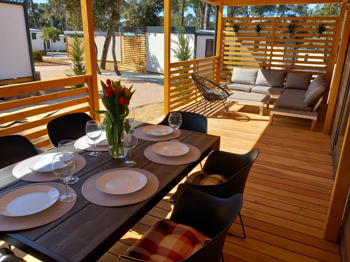 Mobile Home Anamari Биоград-на-Мору Экстерьер фото