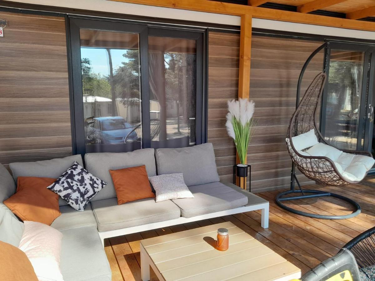 Mobile Home Anamari Биоград-на-Мору Экстерьер фото
